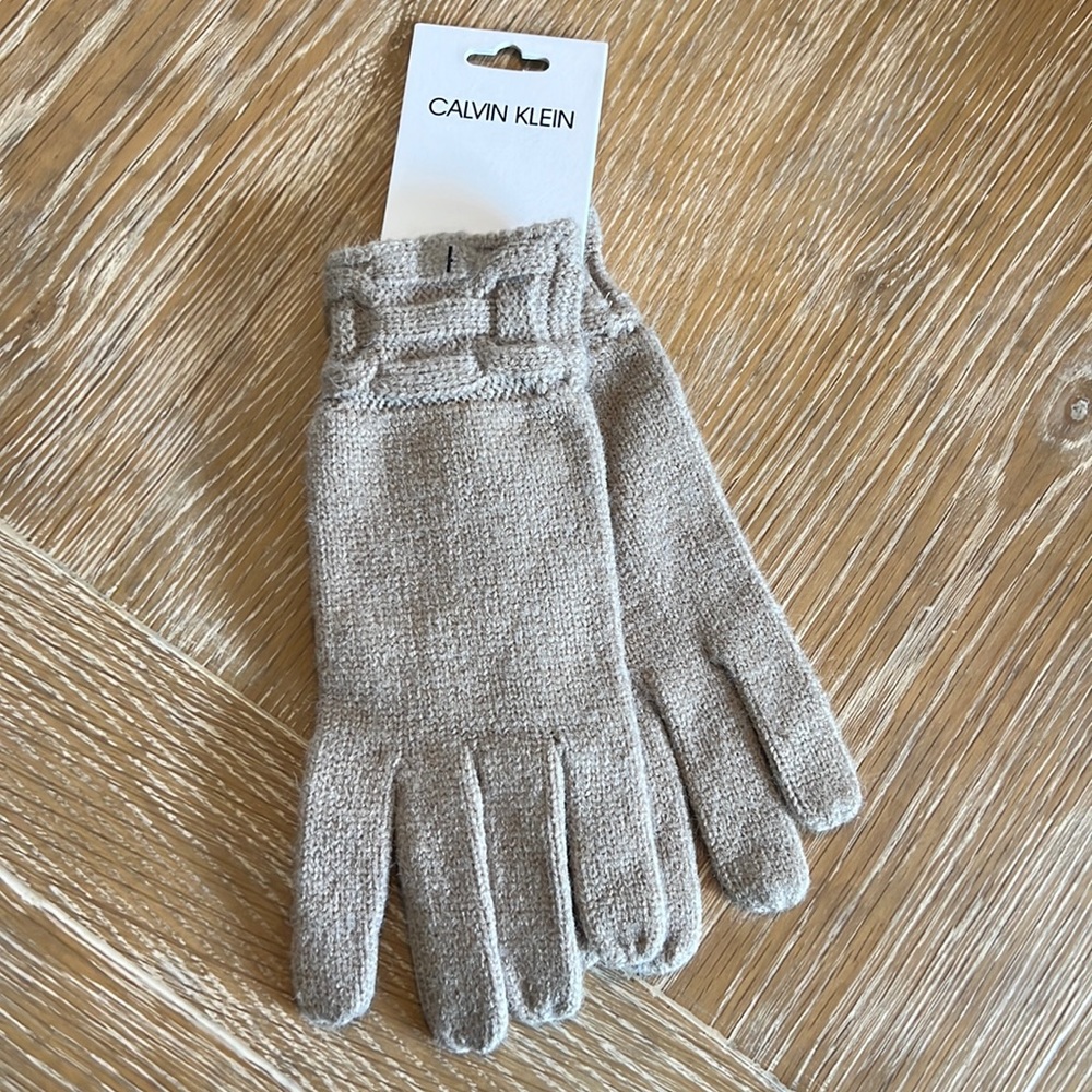 Calvin Klein gloves